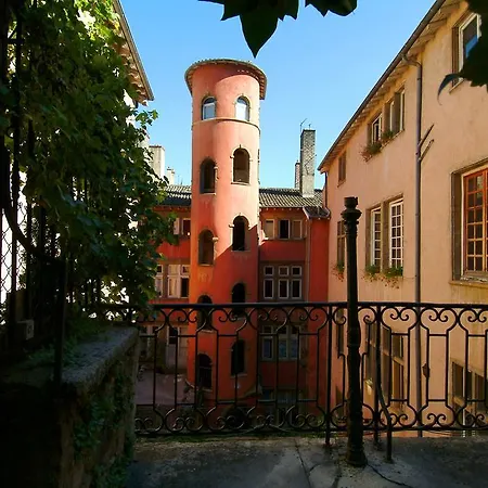 D'hotes Artelit Лион